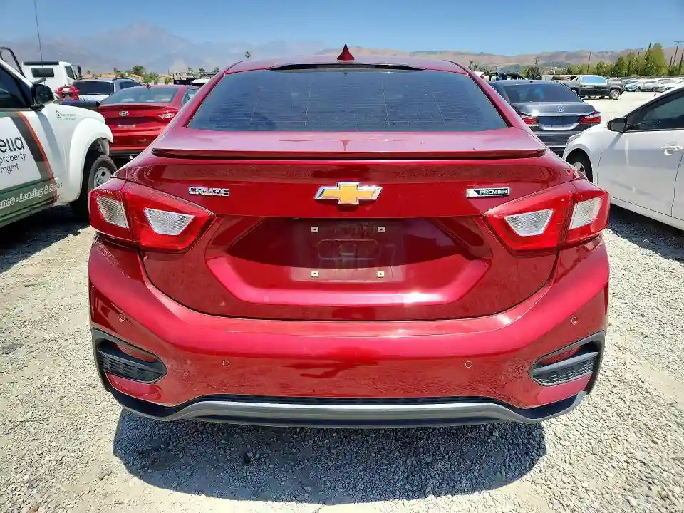 1G1BF5SM5J7225858 2018 CHEVROLET CRUZE-5