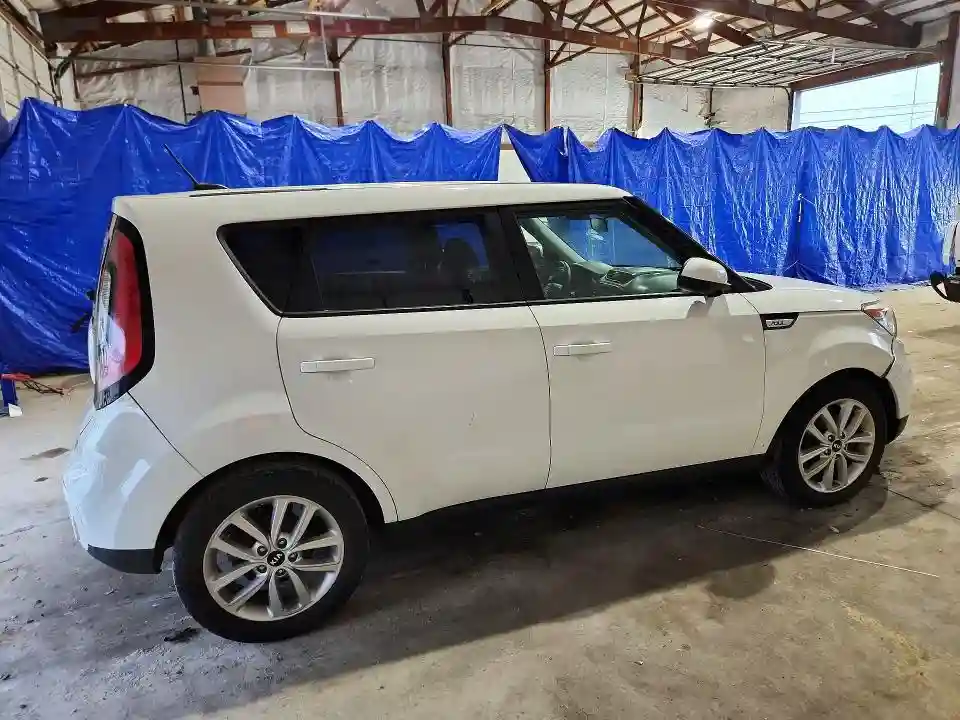 KNDJP3A5XK7916027 2019 KIA SOUL-2