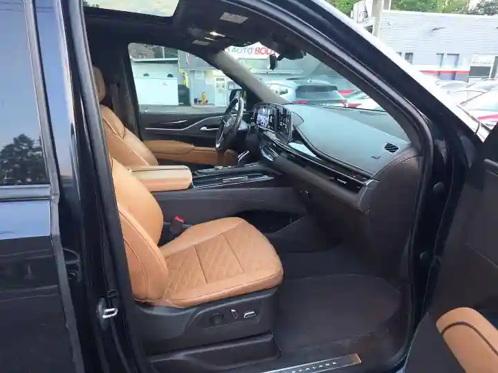 1GYS4FKL7PR104654 2023 CADILLAC ESCALADE-4