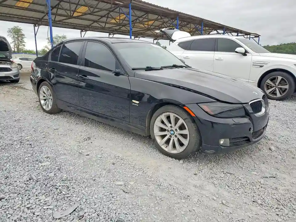 WBAPK7C5XBA820895 2011 BMW 3 SERIES-3