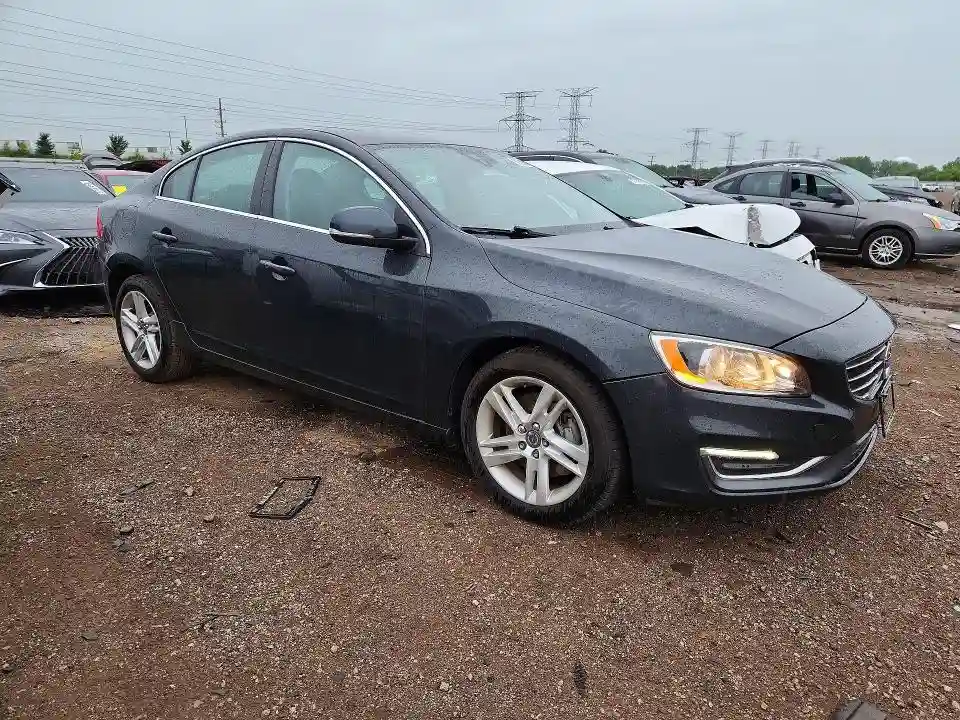 YV1612TK9F2356423 2015 VOLVO S60-3