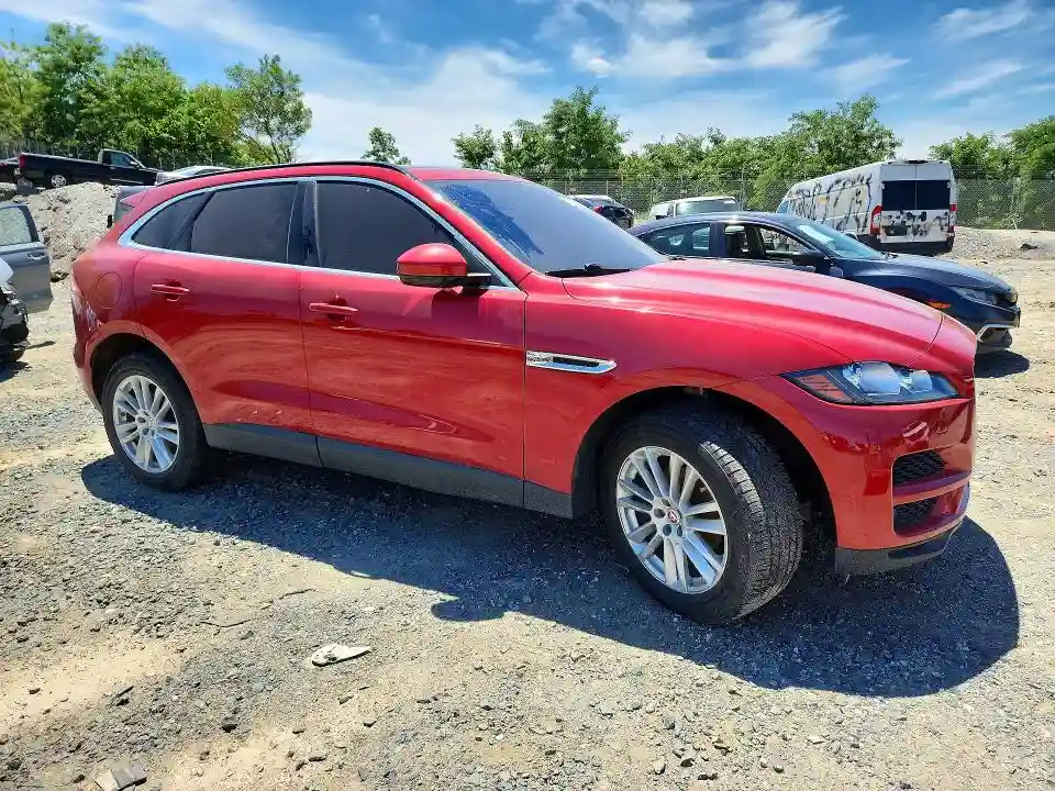 SADCK2BN1HA885377 2017 JAGUAR F-PACE-3