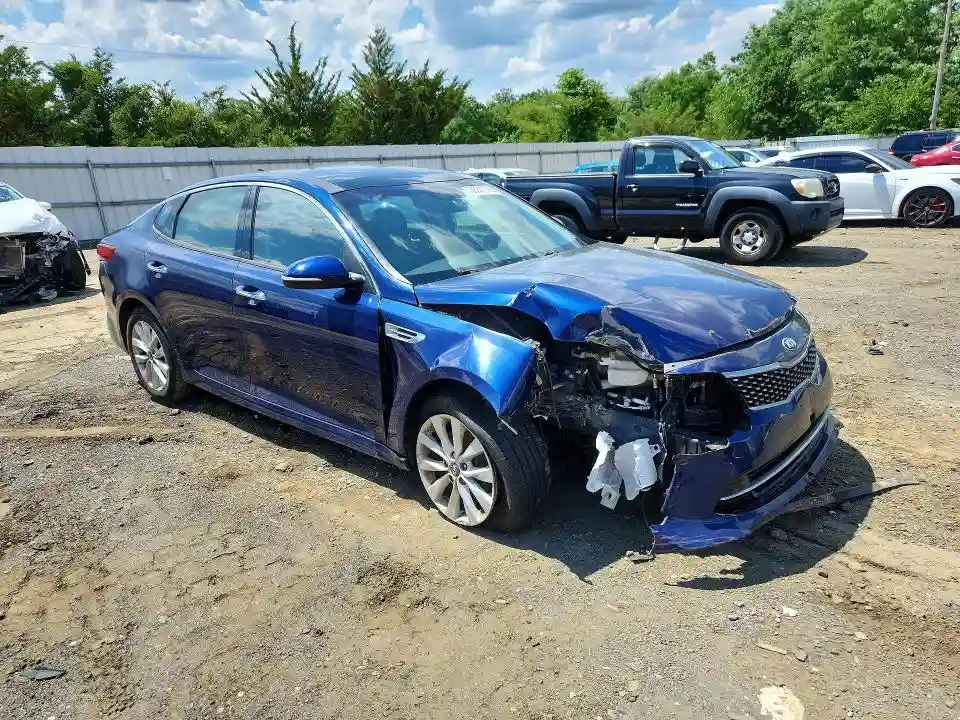 5XXGT4L36JG242231 2018 KIA OPTIMA-3
