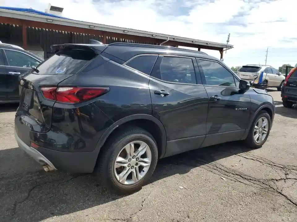 3GNKBJRSXMS511055 2021 CHEVROLET BLAZER-2