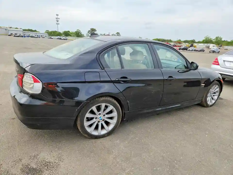 WBAPK5G56BNN24943 2011 BMW 3 SERIES-2