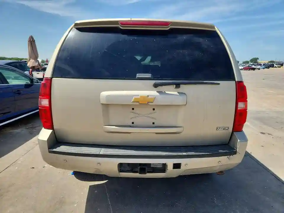 1GNSKBE08CR128288 2012 CHEVROLET TAHOE-5