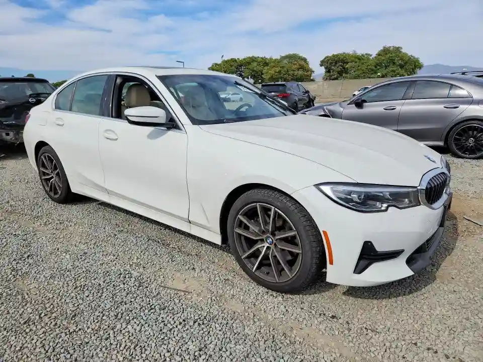 3MW5R1J05N8C36203 2022 BMW 3 SERIES-3