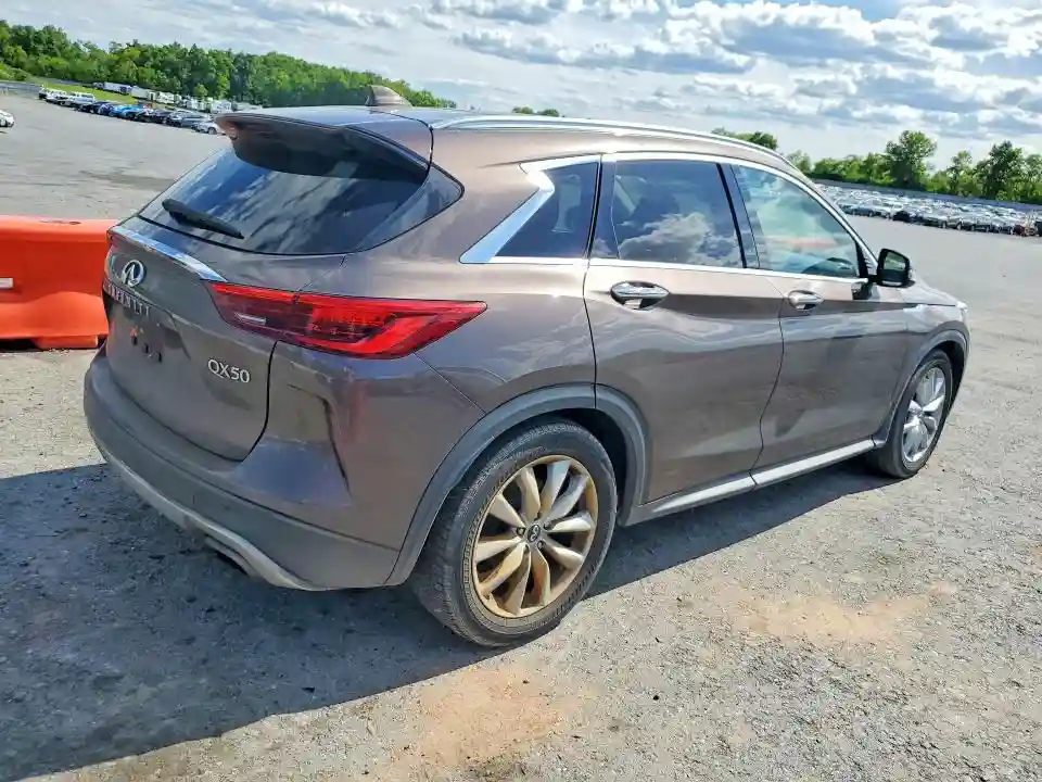 3PCAJ5M39KF100475 2019 INFINITI QX50-2