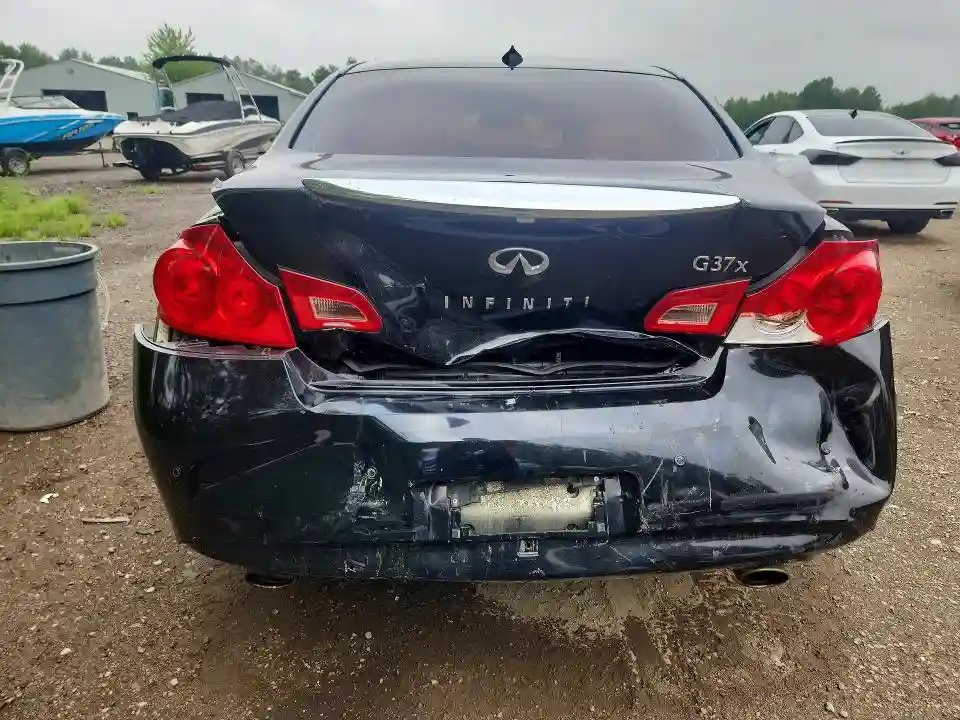 JN1CV6AR6BM408838 2011 INFINITI G37-5