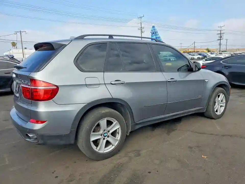 5UXZV4C55D0G51932 2013 BMW X5-2