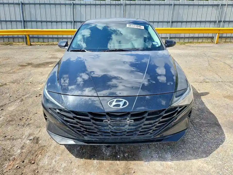 KMHLM4AG3NU224637 2022 HYUNDAI ELANTRA-4