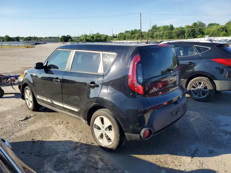 KNDJN2A25G7283885 2016 KIA SOUL-1