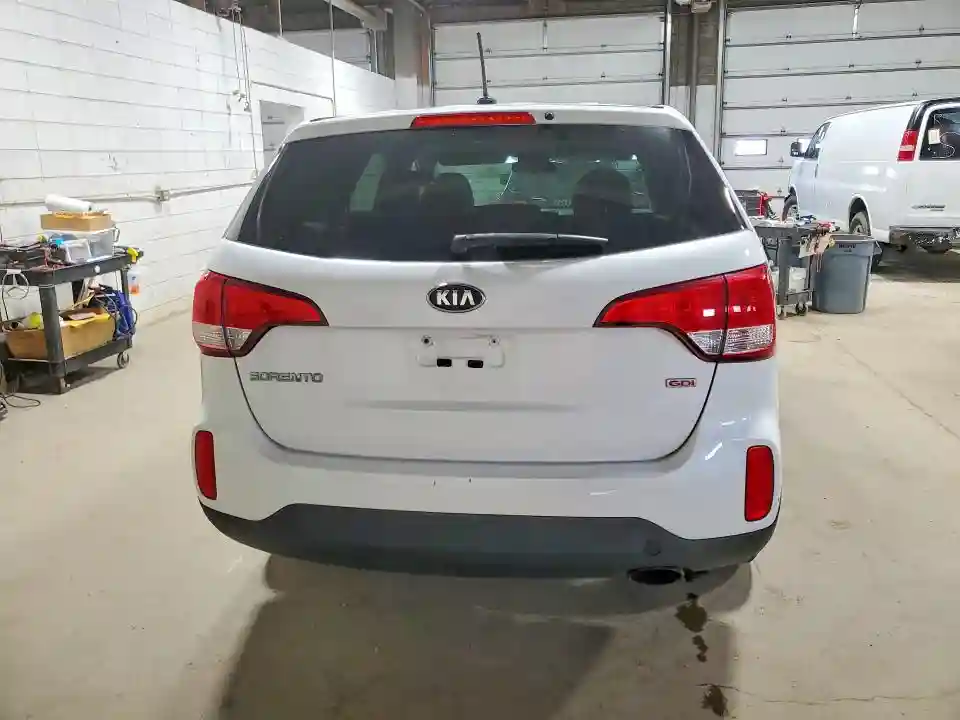 5XYKT3A62FG590077 2015 KIA SORENTO-5