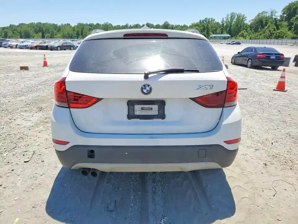 WBAVM1C53FVZ94420 2015 BMW X1-5