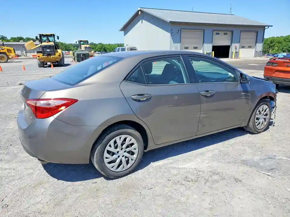 2T1BURHE2HC892657 2017 TOYOTA COROLLA-2
