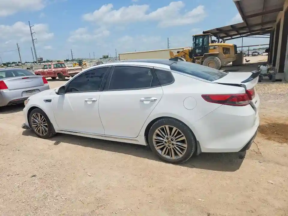 5XXGV4L25GG095345 2016 KIA OPTIMA-1