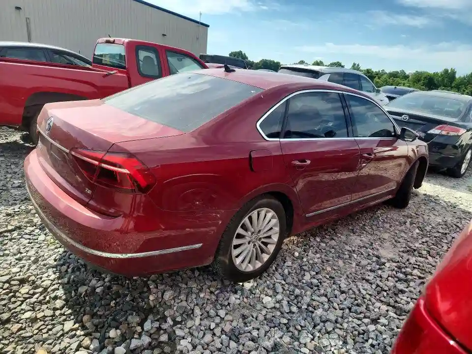 1VWBT7A38HC019713 2017 VOLKSWAGEN PASSAT-2