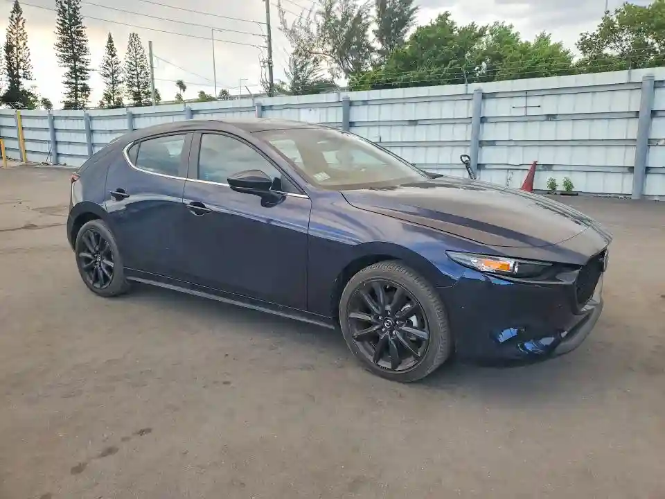 JM1BPAKM4R1721911 2024 MAZDA 3 SELECT S-3