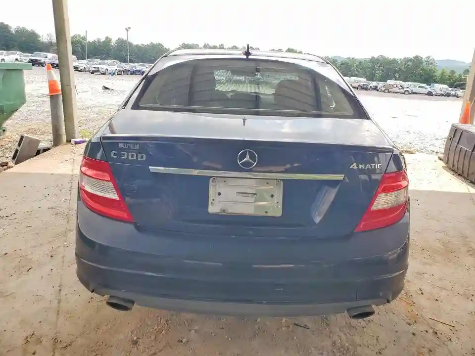 WDDGF8BB1BR187411 2011 MERCEDES-BENZ C 300 4MAT-5