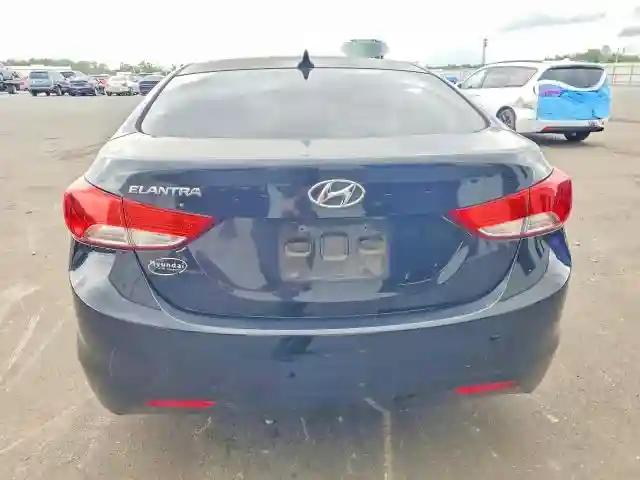 5NPDH4AE4DH337744 2013 HYUNDAI ELANTRA-5