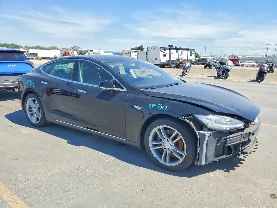 5YJSA1H12EFP35855 2014 TESLA MODEL S-3