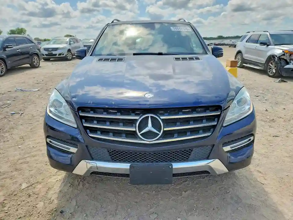 4JGDA5HB2FA449163 2015 MERCEDES-BENZ M-CLASS-4