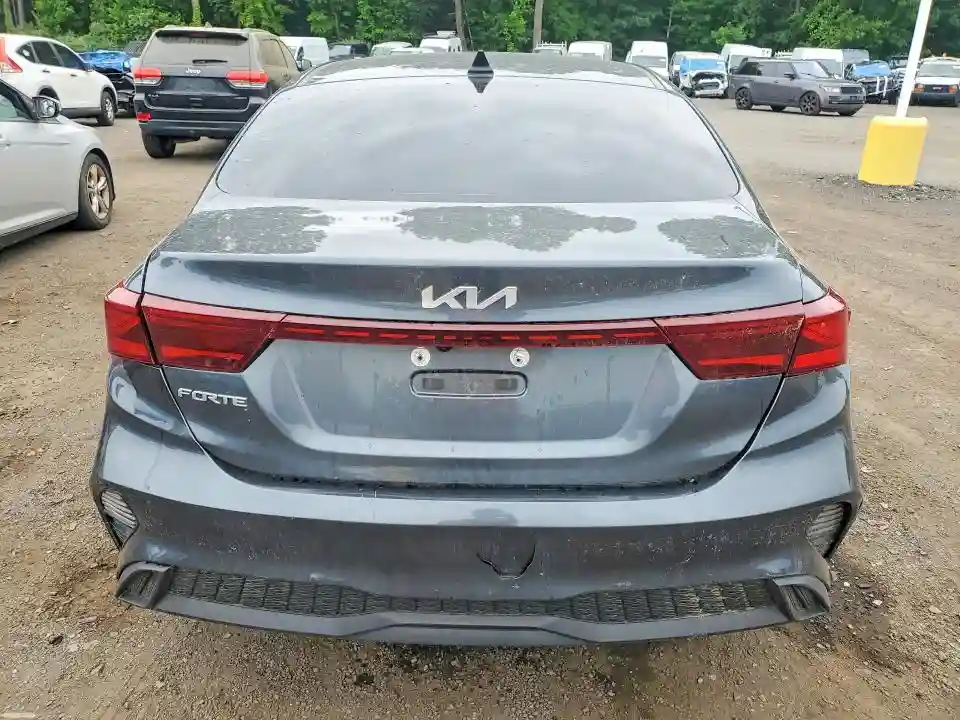3KPF24AD1NE454608 2022 KIA FORTE-5