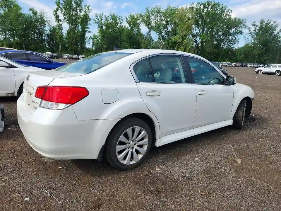 4S3BMBK66B3222523 2011 SUBARU LEGACY-2