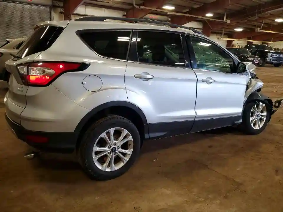 1FMCU0GD5JUC03434 2018 FORD ESCAPE-2