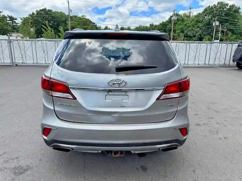 KM8SMDHF7JU271060 2018 HYUNDAI SANTA FE-5