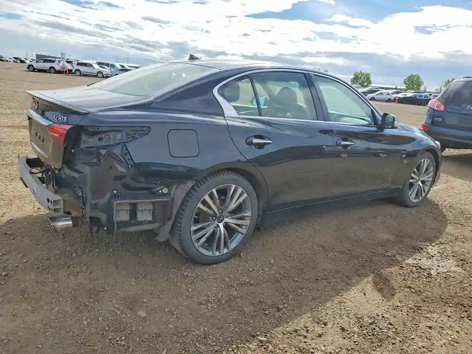 JN1EV7AR6JM611709 2018 INFINITI Q50-2