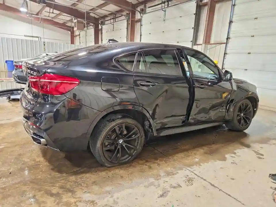 5UXKU2C50J0X51616 2018 BMW X6-2