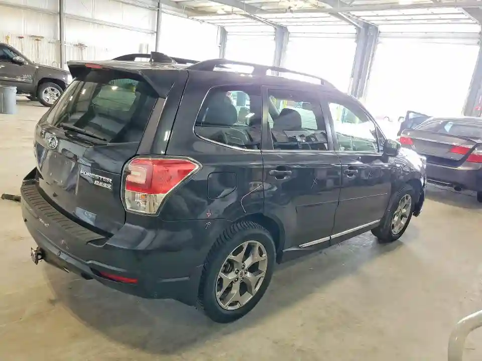 JF2SJAWC4HH430559 2017 SUBARU FORESTER-2