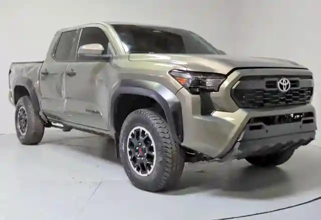 3TMLB5JN2RM080409 2024 TOYOTA TACOMA TRD-0
