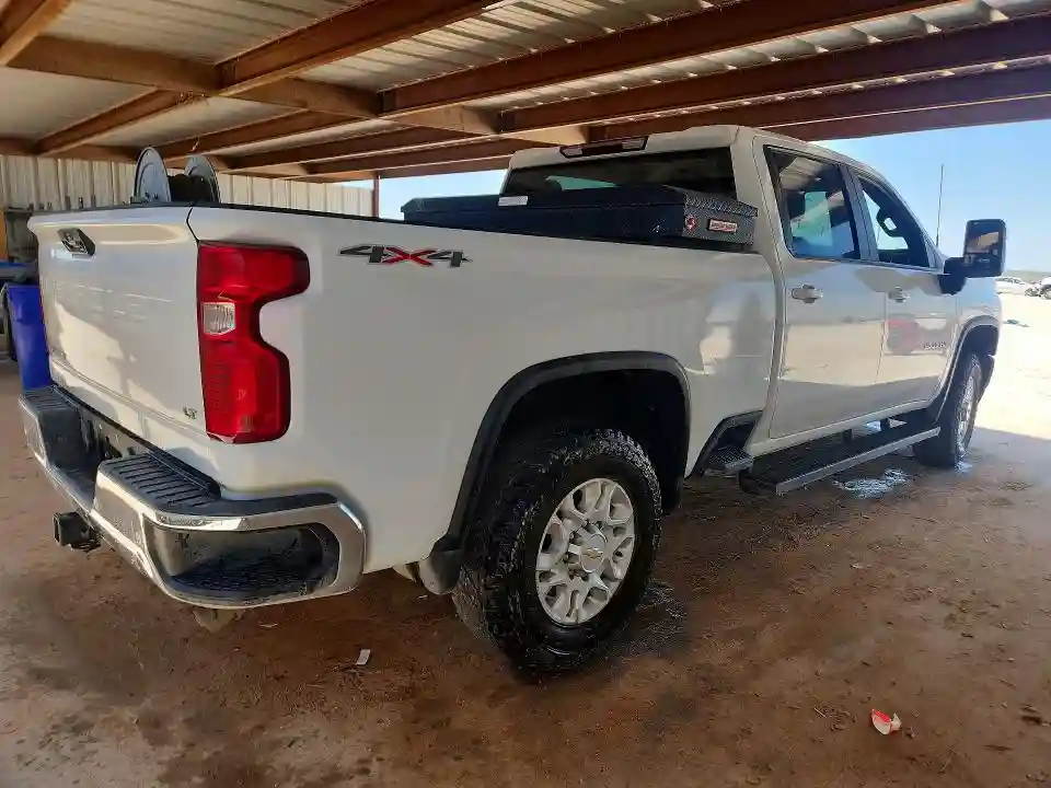 1GC4YNE73NF179684 2022 CHEVROLET SILVERADO-2