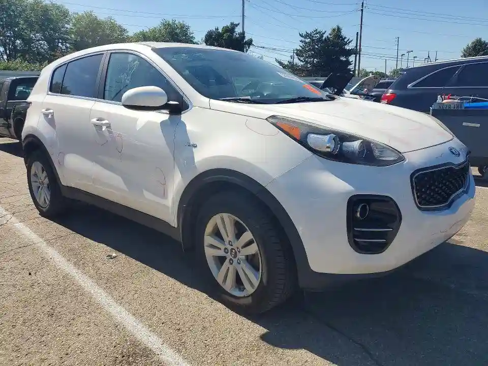 KNDPMCAC8H7159414 2017 KIA SPORTAGE-3