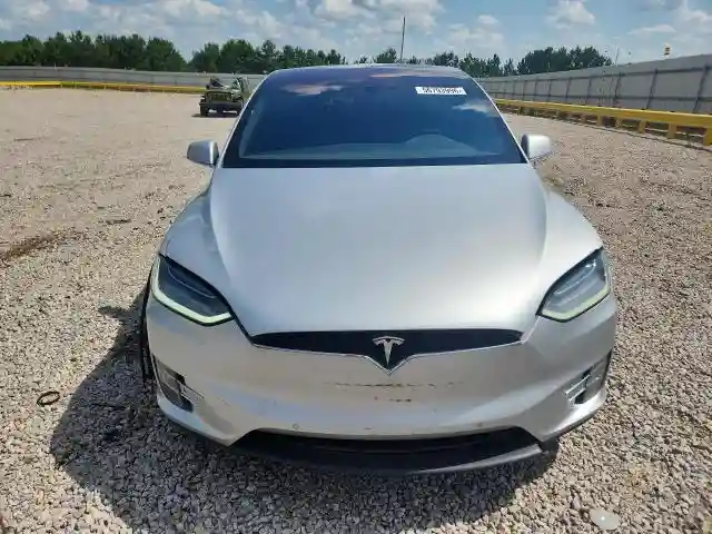 5YJXCAE25GF006121 2016 TESLA MODEL X-4