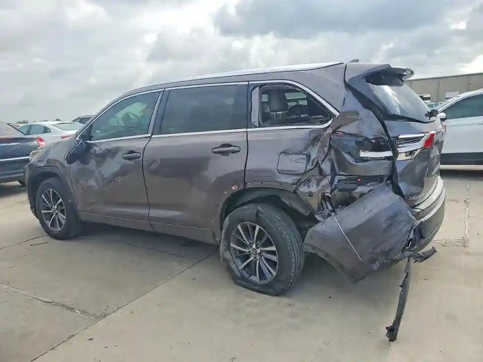 5TDKZRFH3HS526048 2017 TOYOTA HIGHLANDER-1