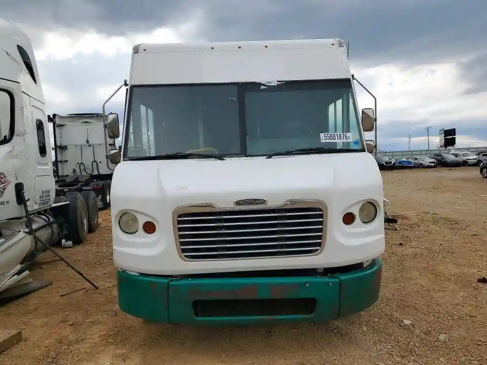 4UZAAPDU3HCJF4811 2017 FREIGHTLINER ALL OTHER-4