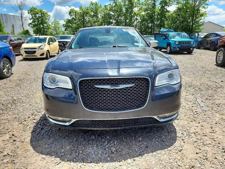 2C3CCAEG0HH596576 2017 CHRYSLER 300-4