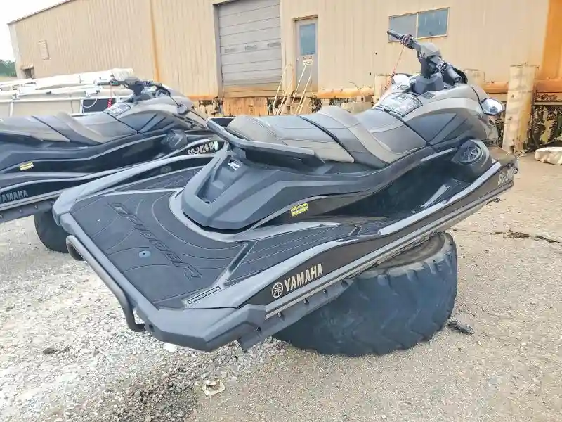 YAMA1676L122 2022 YAMAHA GP 1800B-Y-3