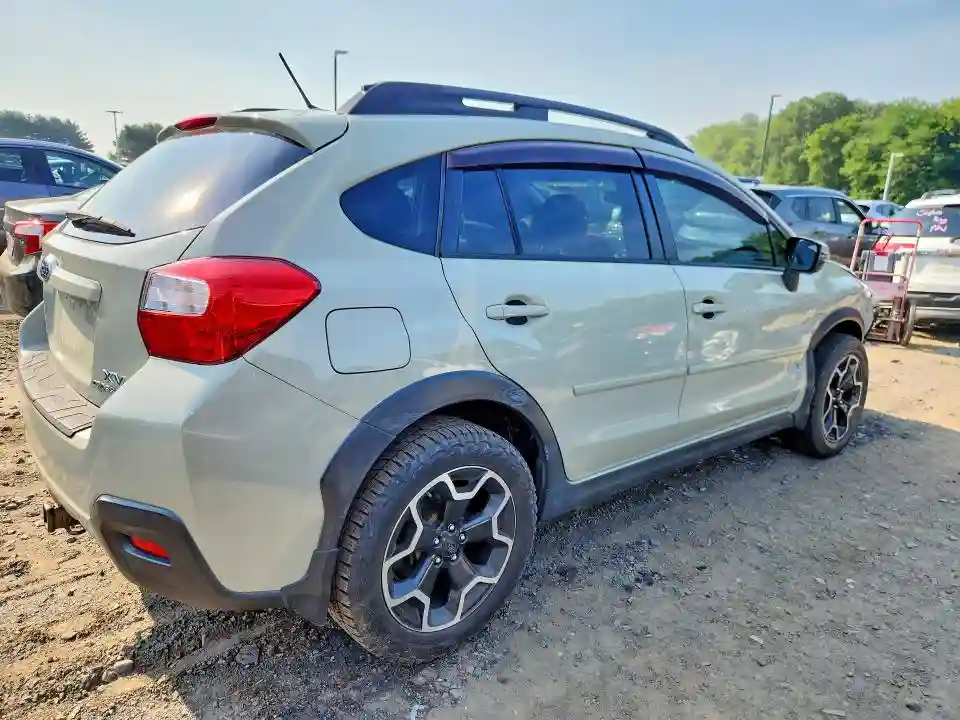 JF2GPAMC7F8318746 2015 SUBARU XV-2