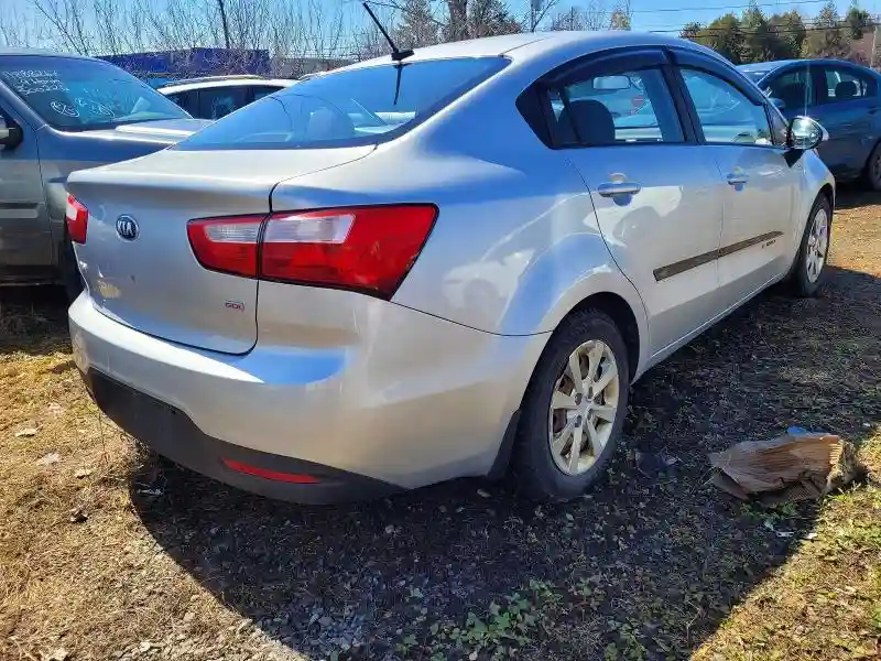 KNADM4A35D6238481 2013 KIA RIO-3