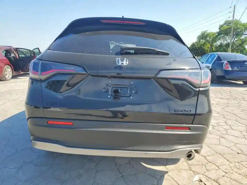 3CZRZ1H55TM744787 2026 HONDA HR-V-5