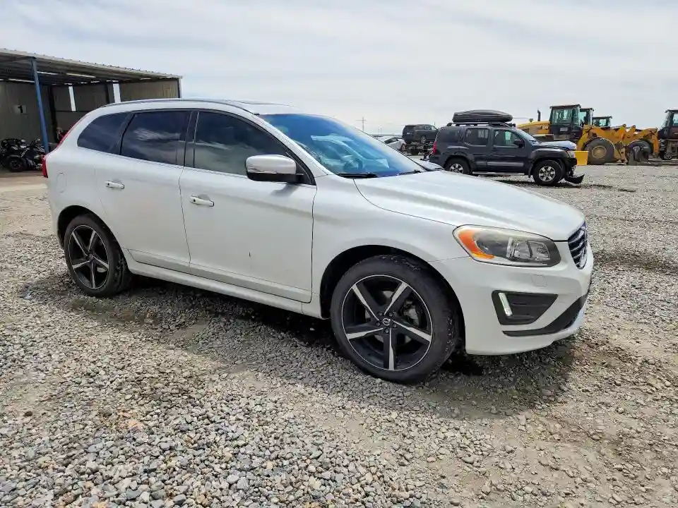YV449MRP8G2874526 2016 VOLVO XC60-3