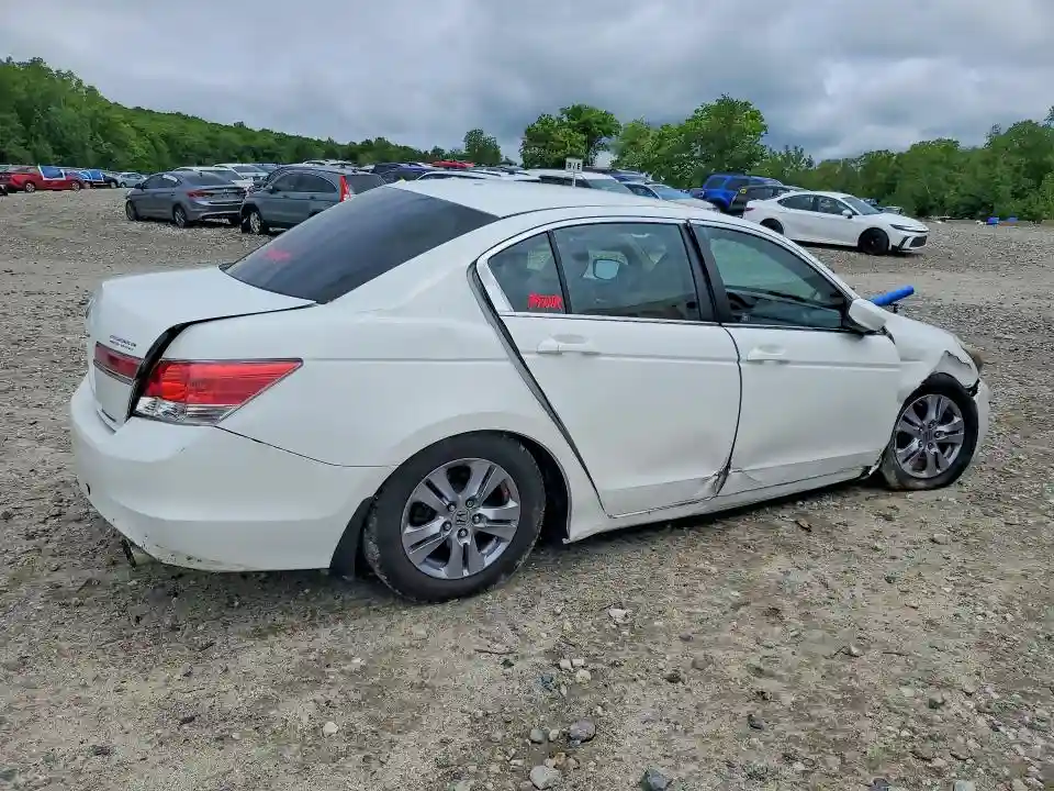 1HGCP2F65CA102796 2012 HONDA ACCORD-2