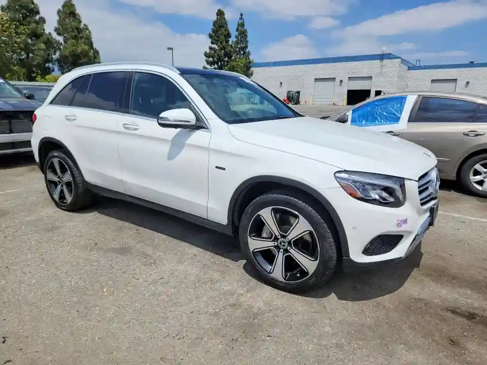 WDC0G5EB0KF572280 2019 MERCEDES-BENZ GLC-CLASS-3