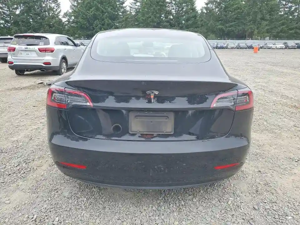 5YJ3E1EA5PF695433 2023 TESLA MODEL 3-5