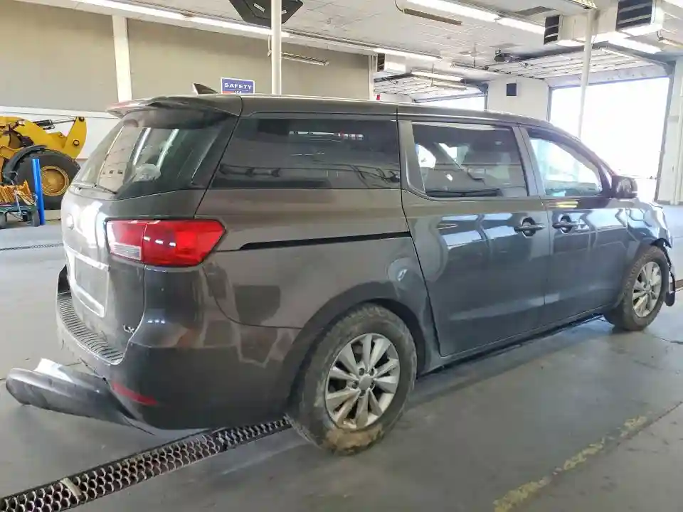 KNDMB5C15H6220272 2017 KIA SEDONA-2