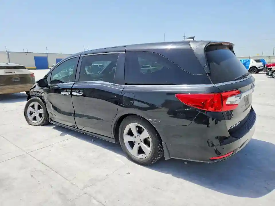 5FNRL6H73JB105671 2018 HONDA ODYSSEY-1